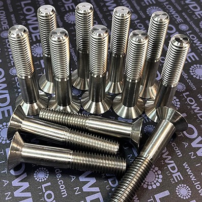 Avellanado DIN 7991 M12x70 mm. de Titanio gr. 5 (6Al4V)