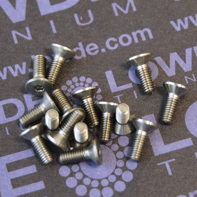 Avellanado DIN 7991 M3x8 mm. de titanio gr. 5 (6Al4V)
