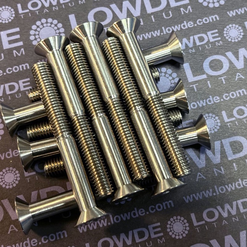 Avellanado DIN 7991 M8x70 mm. de Titanio gr. 5 (6Al4V)