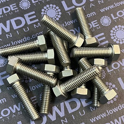 Tornillo DIN 933 M8x30 mm. de Titanio gr. 2 (puro)